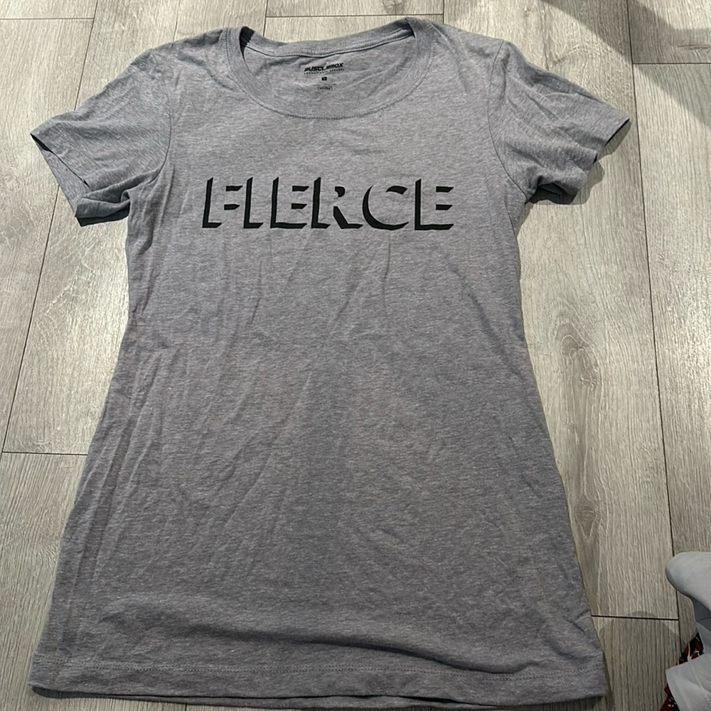“Fierce” Women’s Medium MuscleBox T-Shirt. Gray worn once